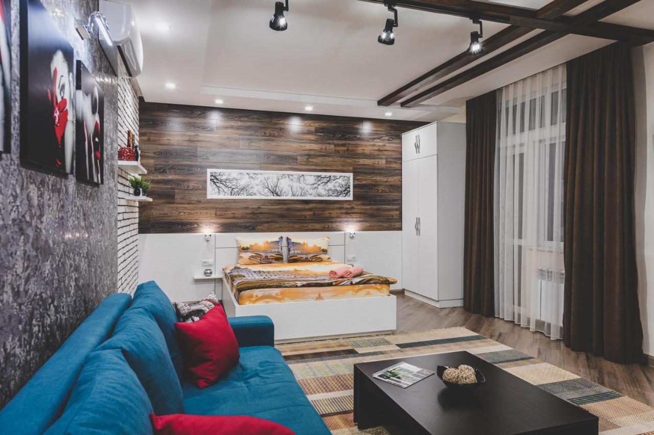 Апартаменты В Гостевом Домике Almatý Exterior foto