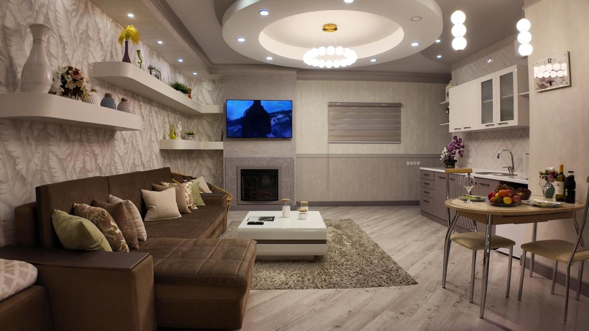 Апартаменты В Гостевом Домике Almatý Exterior foto